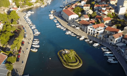 Chorvatský ostrov Hvar z dronu